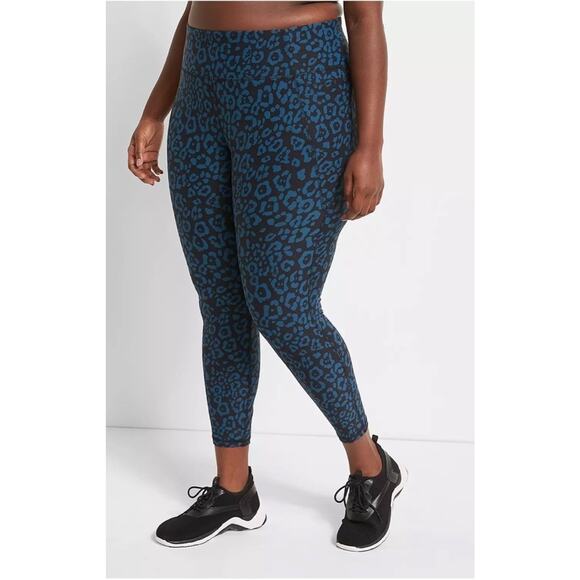 LIVI Lane Bryant High Rise 7/8 Activewear Leggings Blue Black Cheetah Size 22/24 - Picture 1 of 8